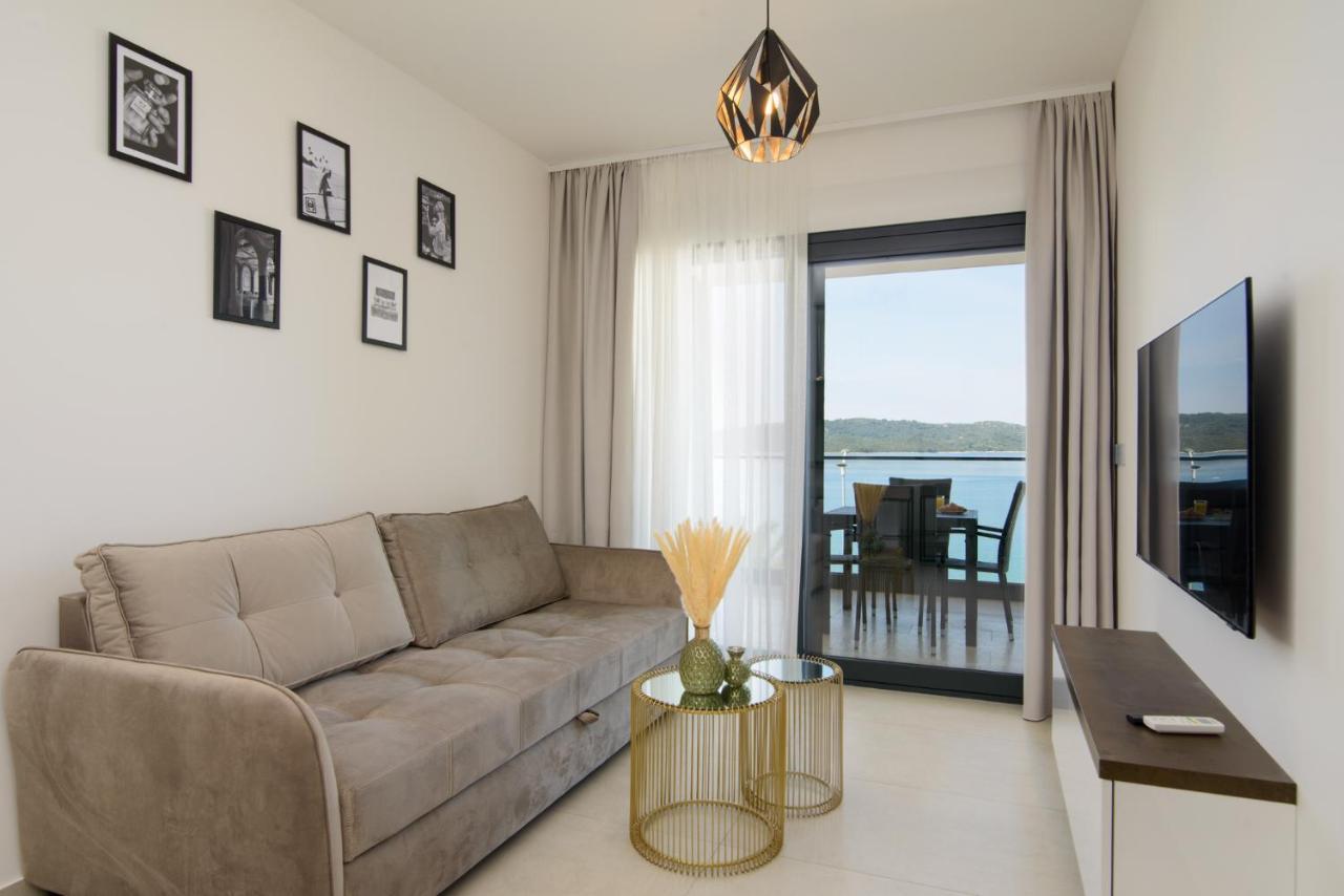 Ero On The Beach Trogir Ngoại thất bức ảnh